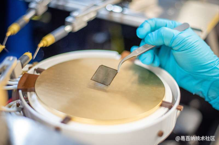 可扩展的薄膜晶体管制造方法实现超洁净接口-薄膜晶体管结构和原理