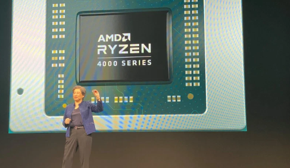 AMD首席执行官Lisa Su展示了Ryzen 4000笔记本电脑处理器。
